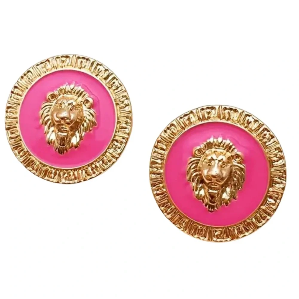 EARRINGS: Hot Pink & Gold Tone Lion Head Stud Zinc Alloy Earrings, NIP